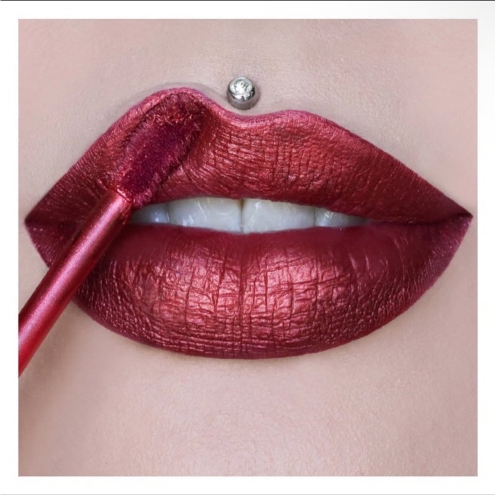 Jeffree Star Pointsettia Velour Liquid Lipstick